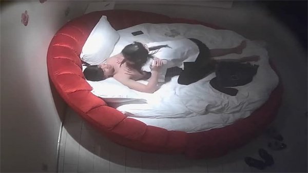 酒店偷拍学生妹疯狂激情啪啪