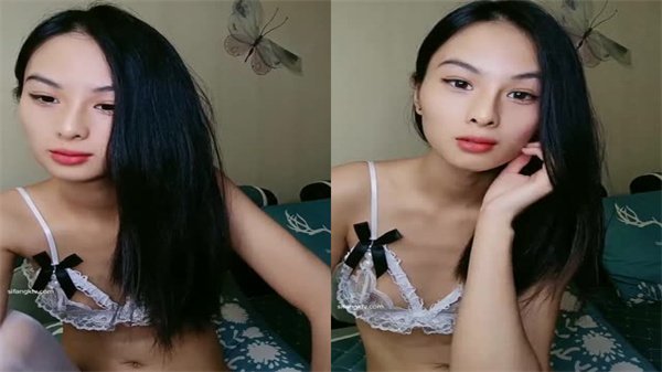 白丝贫乳痴女口交侍奉狼友，上位骑乘狂操高潮迭起