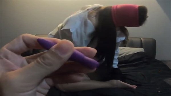 猛男性福生活实录：各色嫩妹母狗群交淫乱激情大冒险