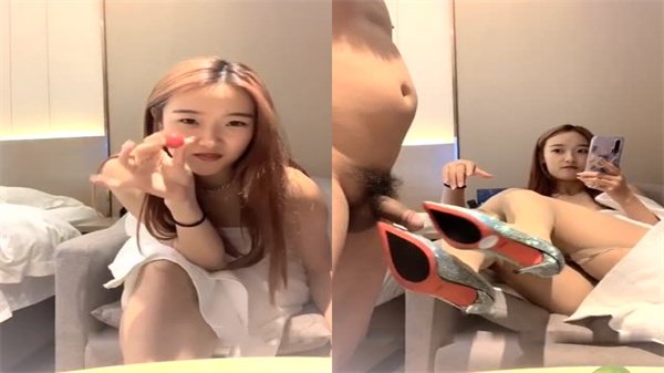 00后禁忌兄妹房间偷情 大胆骑乘勾引哥哥啪啪