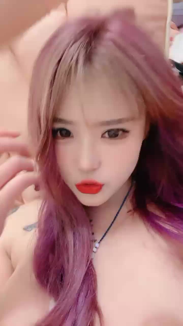 百变小月48主播收费秀.