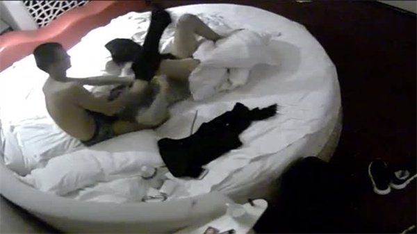 重金购入！全网独家稀有极品资源，私房珍藏版